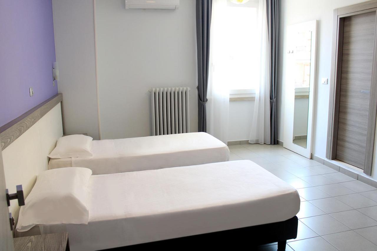 Hotel Savoia Poggio Rusco Bagian luar foto