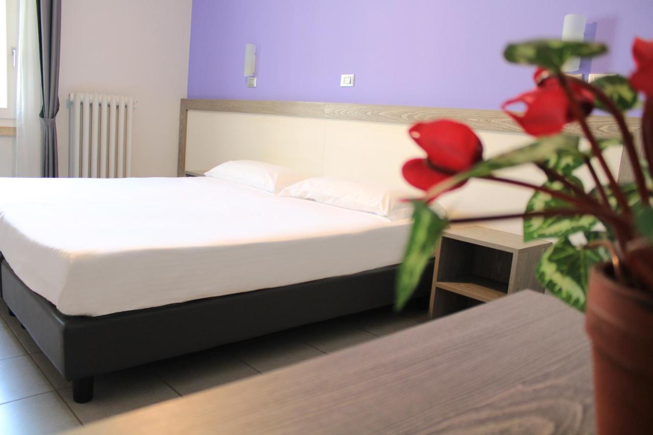Hotel Savoia Poggio Rusco Bagian luar foto